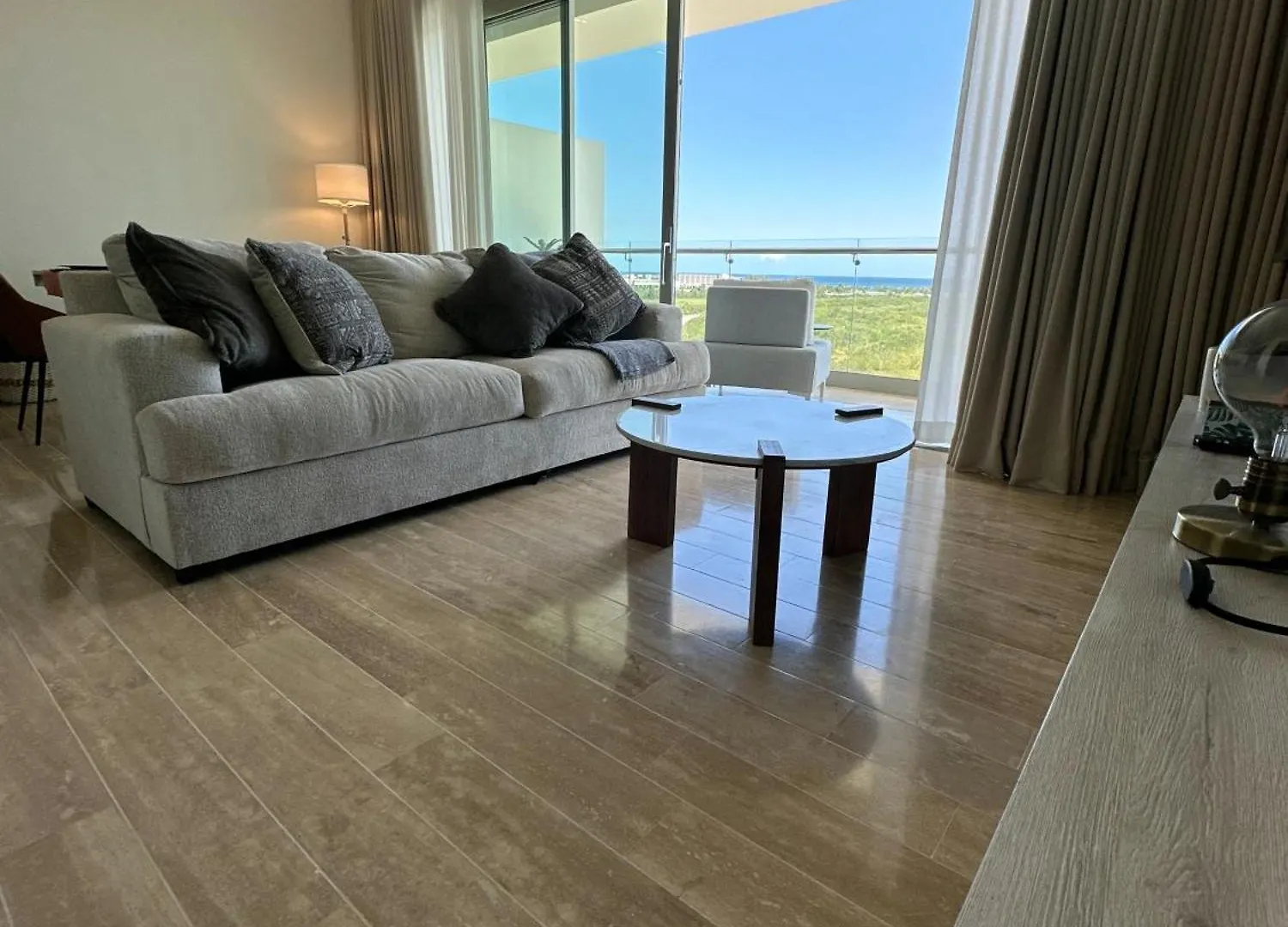 Confort & Luxury In Punta Cana At 7 Mares Cap Cana With Pools, Jacuzzi And Free Beach Access